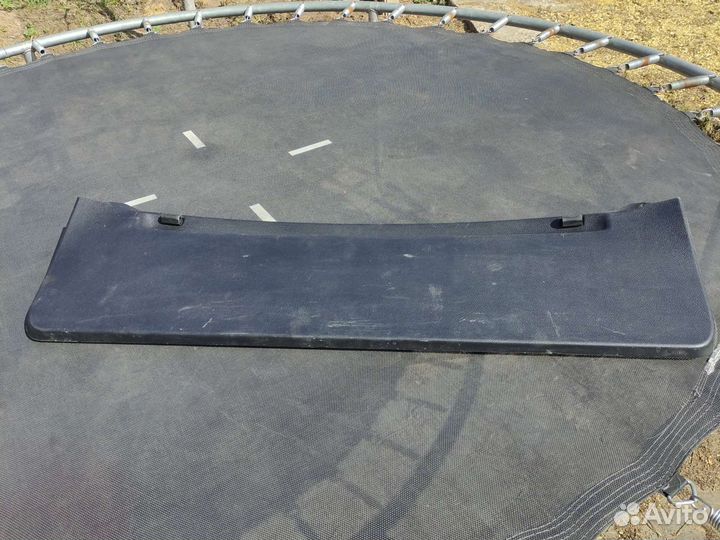 Нисан ноут обшивка двери багажника