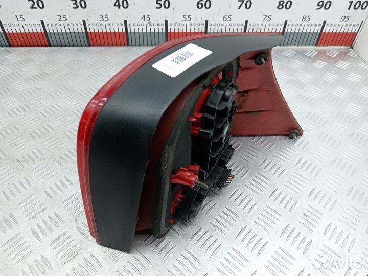 Фонарь задний левый для Volkswagen Golf 4