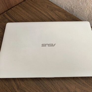 Нетбук asus