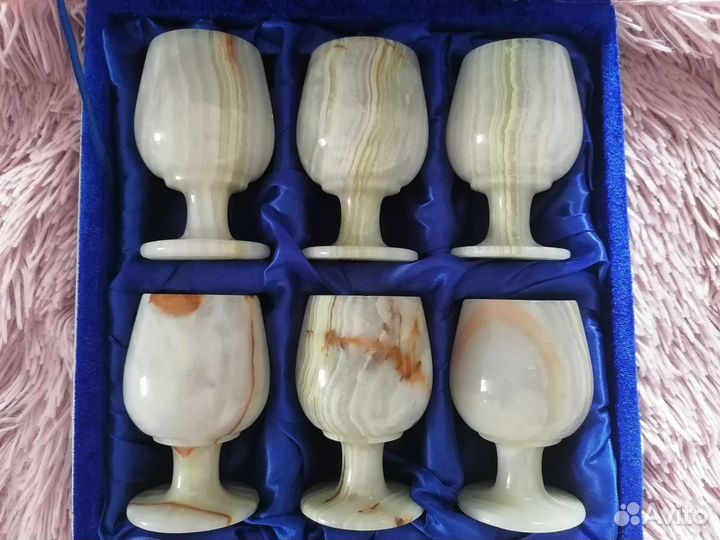 Фужеры-бокалы + подсвечник из оникса