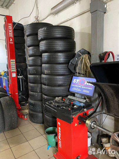 Continental ContiVikingContact 6 215/65 R17