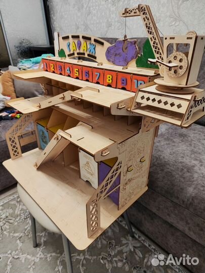 Парковка-гараж деревянная