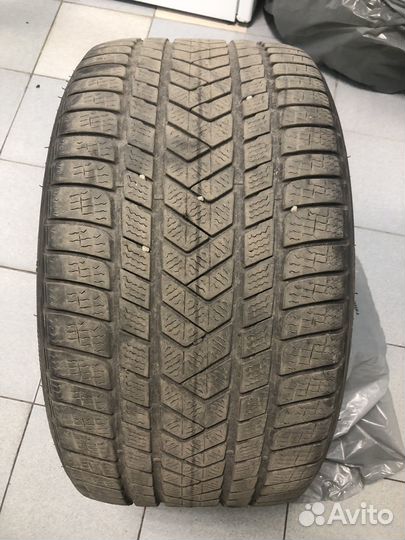 Pirelli Winter Sottozero 3 275/35 R21 и 315/30 R21