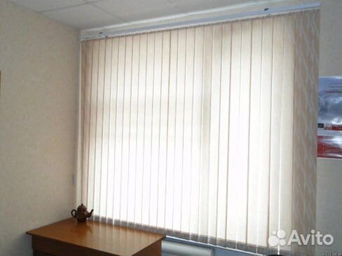 Жалюзи вертикальные шторы много
