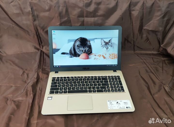 Ноутбук asus X540YA