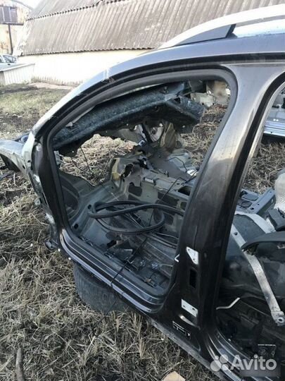 Порог с центральной стойкой левый Volkswagen