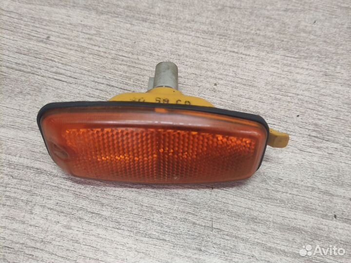 Повторитель в Бампер Hyundai Santa Fe