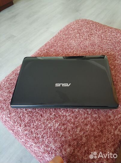 Ноутбук asus