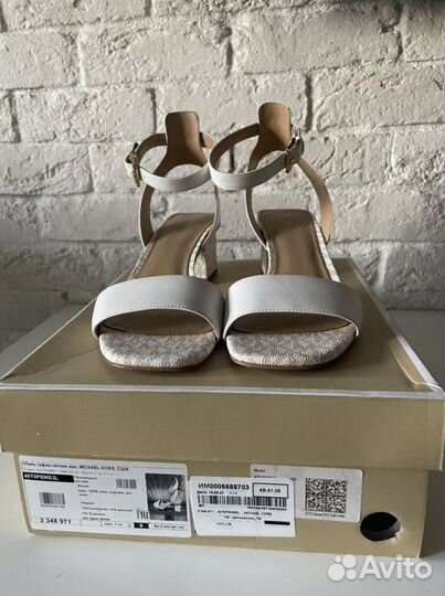 Босоножки Michael Kors