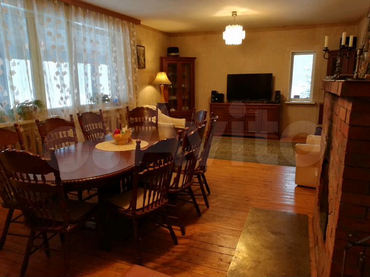 Коттедж 262 м² на участке 5 га