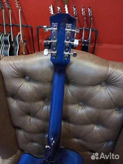 Belucci новая гитара синего цвета