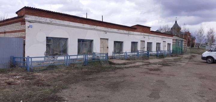 Здание, 351.7 м²