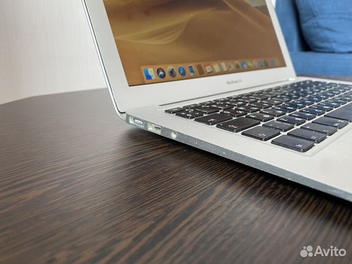 Apple MacBook Air 13 A1466 2014