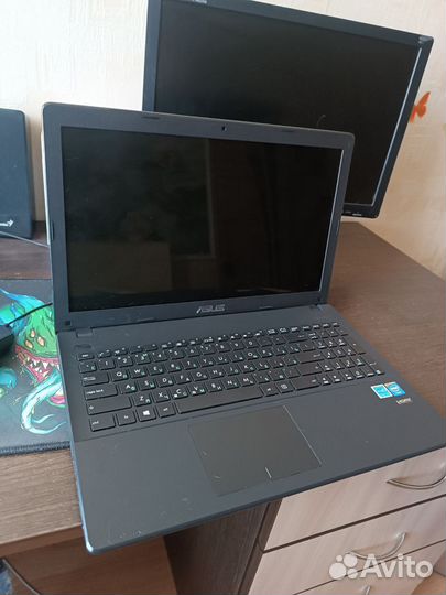 Ноутбук asus
