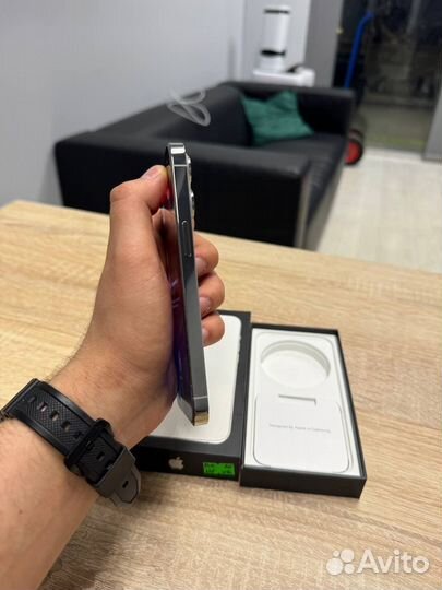 iPhone 13 Pro, 256 ГБ