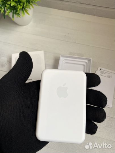MagSafe Battery Pack зарядное устройство