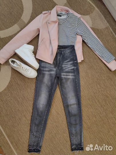 Одежда женская 40-42