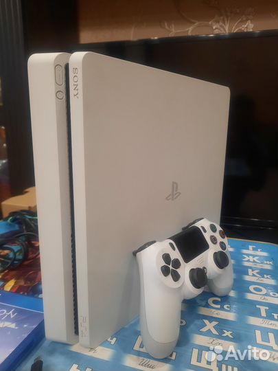 Sony playstation 4 slim 1TB GlacierWhite