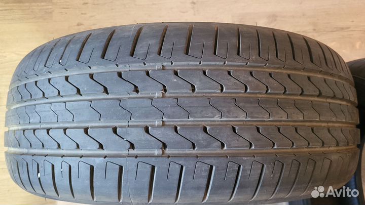 Cooper Evolution CTT 235/50 R19 99V