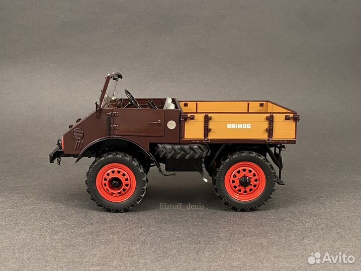 1/18 Unimog U401 1953 (Schuco)