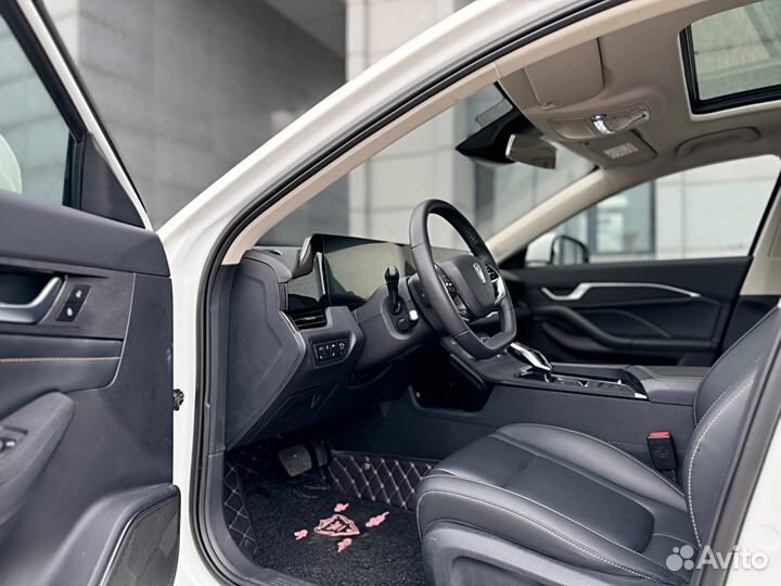 FAW Bestune B70 1.5 AMT, 2021, 10 000 км