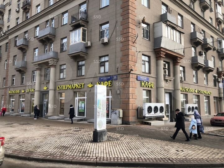 Продам торговое помещение, 517.6 м²
