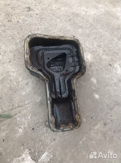 Маслянный поддон Toyota Auris