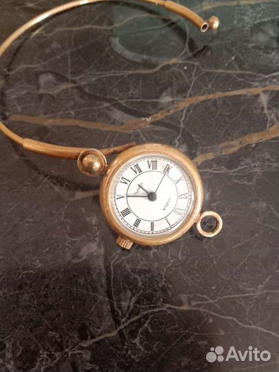 Женские винтажные часы Чайка