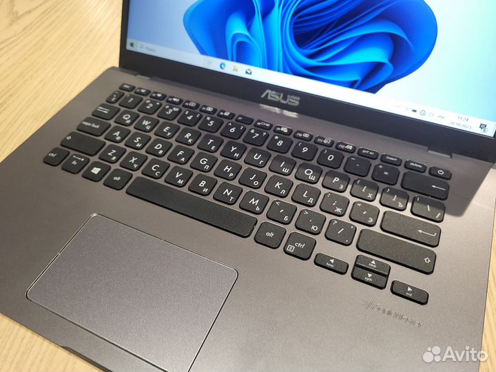 Ультрабук Asus VivoBook/ IPS Full HD/ SSD