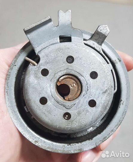 Ролик + ремень грм Skoda Octavia A4, A5 (1.6)