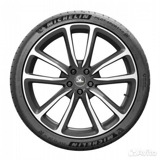 Michelin Pilot Sport 4 S 245/35 R19 93Y