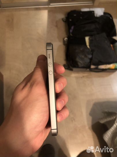 iPhone 5S, 16 ГБ