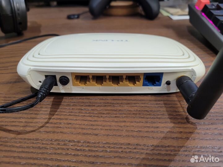 Wi-Fi роутер TP-Link TL-WR741ND