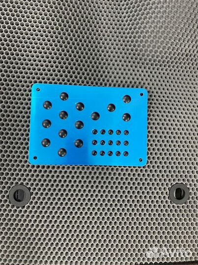 Подпятник для автоковриков