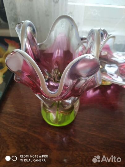 Вазы богемское гутное стекло