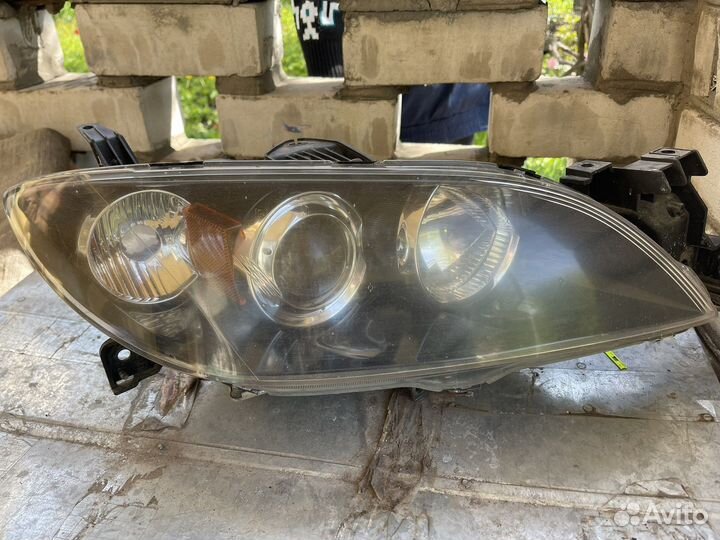 Фара мазда 3