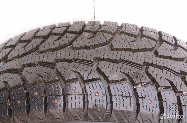 Hankook Winter I'Pike W409 255/55 R18
