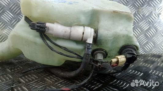 Бачок омывателя chrysler 300C 1 (UNP05NL01)