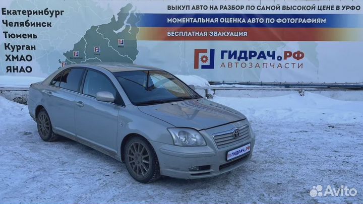 Фара правая Toyota Avensis (T250) 8113005194. Дефект