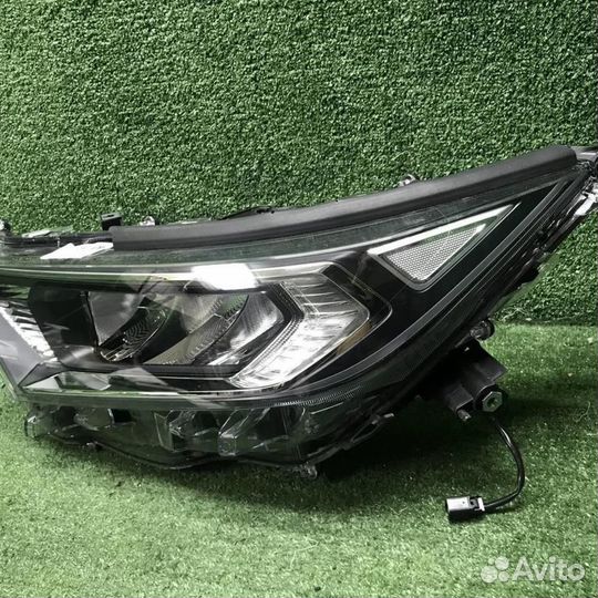 Фара левая Тойота Рав-4 Xa50 (2018-Н.В.)