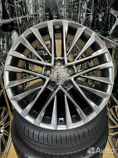 Диски литые R18 5*114.3 Toyota стиль 1111