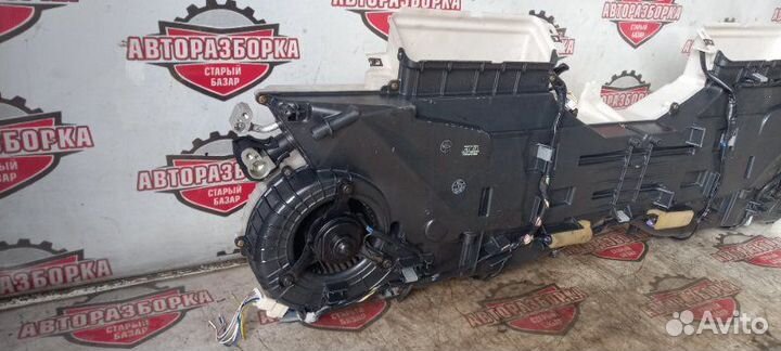 Печка задняя Toyota Hiace KZH106G 1kzte 1994