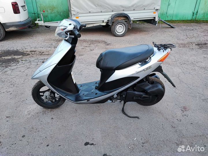 Скутер инжекторный Suzuki Address V50,49 кубов