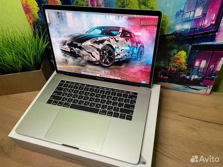 Macbook Pro 15 2019 i7 16gb 512gb 6 ядер