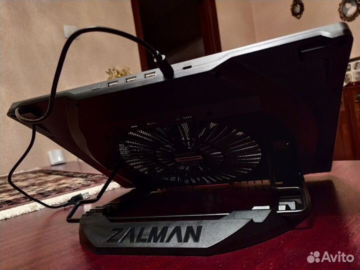 Подставка для ноутбука Zalman ZM-NS3000