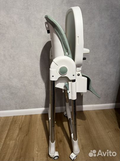 Стульчик для кормления tommy