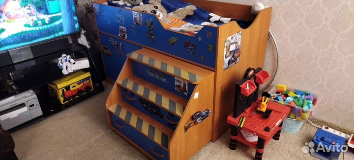 Детская кровать чердак с матрасом