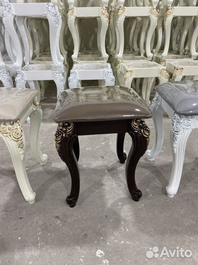 Стулья и табуретки