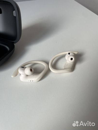 Наушники Beats powerbeats pro
