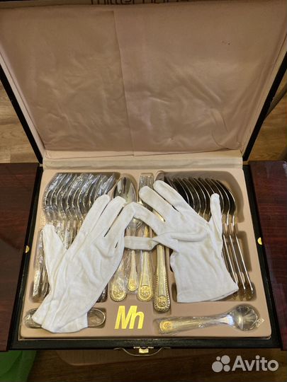 Столовый набор на 8 персон в кейсе